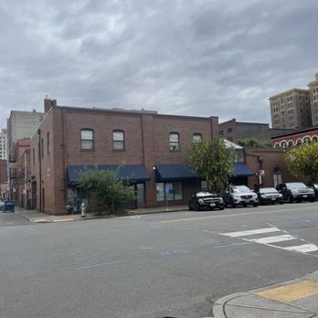 Tacoma Laser Clinic - Picture from the outside (it's upstairs) - Medical Spas Near Me - Tacoma, Washington Tacoma Laser Clinic - Picture from the outside (it's upstairs) - Medical Spas Near Me - Tacoma, Washington