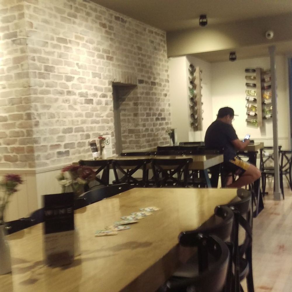 Gladstone Hotel - Bistro - Hotels Near Me - Dulwich Hill, NSW