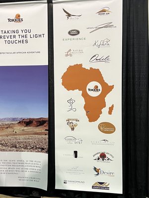 Donald E. Stephens Convention Center by null