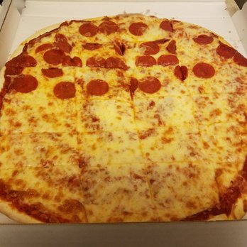 Napoli Pizza - 18" half cheese half pepperoni - Pizza Near Me - Palatine, Illinois Napoli Pizza - 18" half cheese half pepperoni - Pizza Near Me - Palatine, Illinois