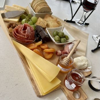 Cave Ridge Vineyard - Charcuterie board - Wineries Near Me - Mount Jackson, Virginia