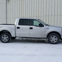 Bob Leonard Snow Plow Service of Lake County - Snow plowing Gurnee shoveling snow removal blizzard snowfall