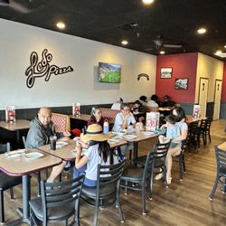 Ledo Pizza - Inside