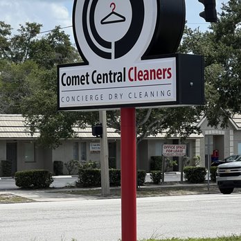 Comet Custom Cleaners - new sign - Dry Cleaning Near Me - Saint Petersburg, Florida