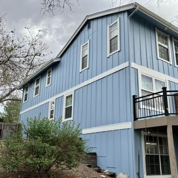 Perez Painting - Exterior. Crew did a great job scraping, caulking & replacing boards. - Painters Near Me - Aurora, Colorado Perez Painting - Exterior. Crew did a great job scraping, caulking & replacing boards. - Painters Near Me - Aurora, Colorado