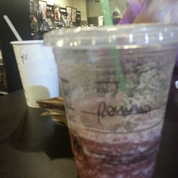 Starbucks - Frapuccino para pasar la tardecita de verano. - Coffee & Tea Near Me - Buenos Aires, C