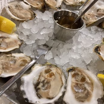 Eataly Boston - Oysters. Island, Ichabod, Nutty - Pizza Near Me - Boston, Massachusetts