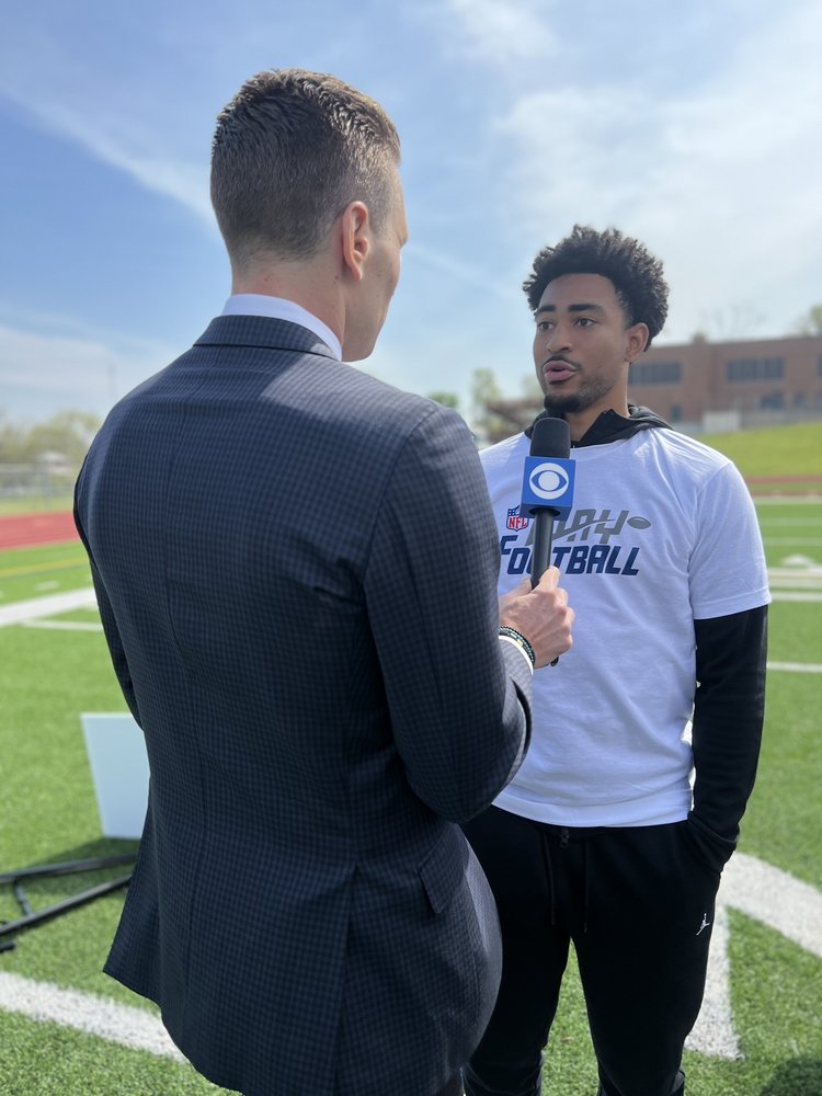 MCI CAR RENTAL CENTER Updated September 2024 16 Photos & 35 Reviews 1 Nassau Cir, Kansas