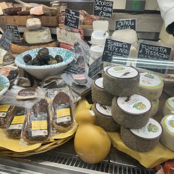 Mercato Centrale - Food Court Near Me - Florence, FI