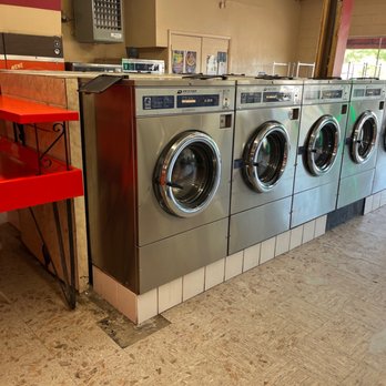 Adobe Acres Laundromat & Dry Cleaners - Variety of machine sizes - Dry Cleaning Near Me - Albuquerque, New Mexico Adobe Acres Laundromat & Dry Cleaners - Variety of machine sizes - Dry Cleaning Near Me - Albuquerque, New Mexico