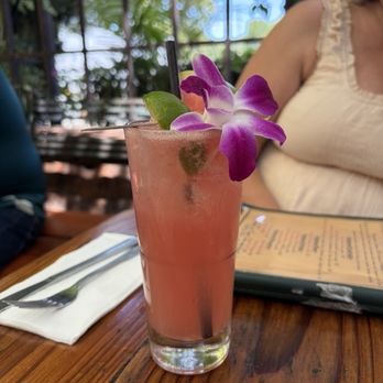 Tower Cafe - Breakfast & Brunch Near Me - Sacramento, California