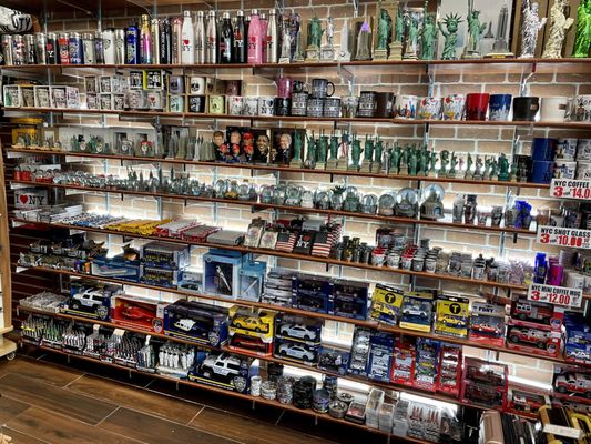 Park Souvenirs & Gifts