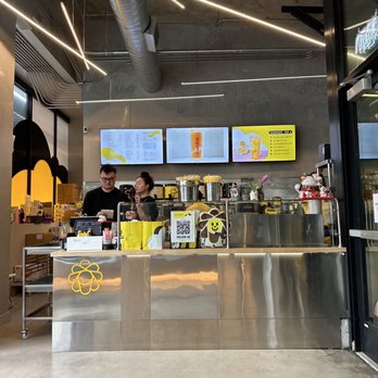 Sunright Tea Studio - U District - Inside order counter - Bubble Tea Near Me - Seattle, Washington