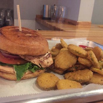 Basic Burger - Burgers Near Me - Arlington, Virginia