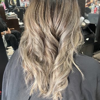 QT Salon - Hair Salons Near Me - Westminster, California
