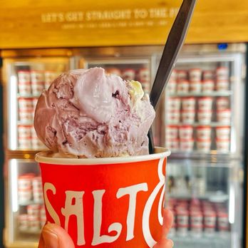 Salt & Straw - a hand holding a cup of ice cream - Ice Cream & Frozen Yogurt Near Me - Glendale, California Salt & Straw - a hand holding a cup of ice cream - Ice Cream & Frozen Yogurt Near Me - Glendale, California