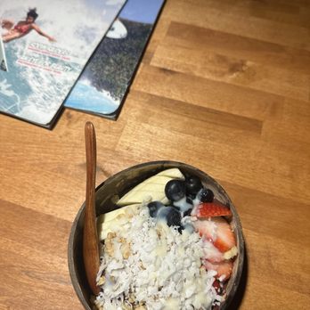 Vida Dolce Acai - BYOB - Build your own bowl - Brazilian Near Me - Worcester, Massachusetts
