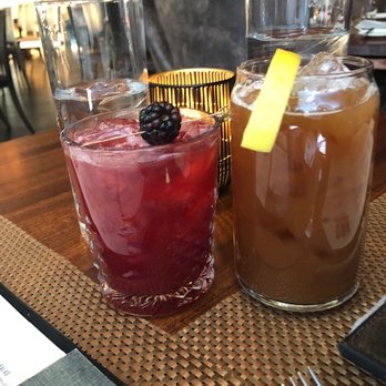 Oak Steakhouse - Berry Fizz & House Tea - Steakhouses Near Me - Raleigh, North Carolina