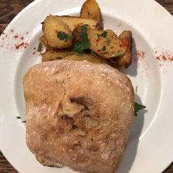 Chapel Arts Cafe