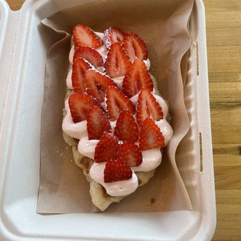 The Mugs - Strawberry croffle - Coffee & Tea Near Me - Diamond Bar, California The Mugs - Strawberry croffle - Coffee & Tea Near Me - Diamond Bar, California