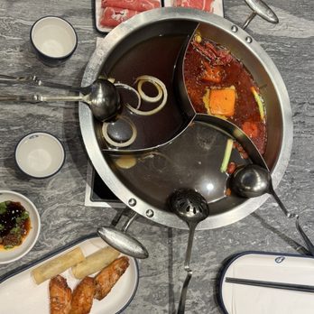 Liuyishou Hotpot - Triple broth - Hot Pot Near Me - Richmond Hill, Ontario Liuyishou Hotpot - Triple broth - Hot Pot Near Me - Richmond Hill, Ontario
