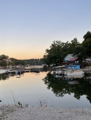 RED OAK RESORT & RV PARK - 24 Photos - 524 Recreation Row, Camdenton