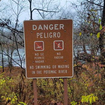 Great Falls Park - Signage - No Swimming or Wading in the river 12.3.23 - Parks Near Me - Potomac, Maryland Great Falls Park - Signage - No Swimming or Wading in the river 12.3.23 - Parks Near Me - Potomac, Maryland