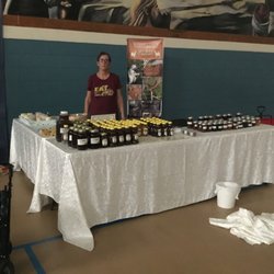 Whitman farm / The Honey House - A normal display at a farmers market.