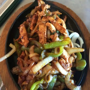 Guadalajara - Chicken fajitas - Mexican Near Me - Castle Rock, Colorado