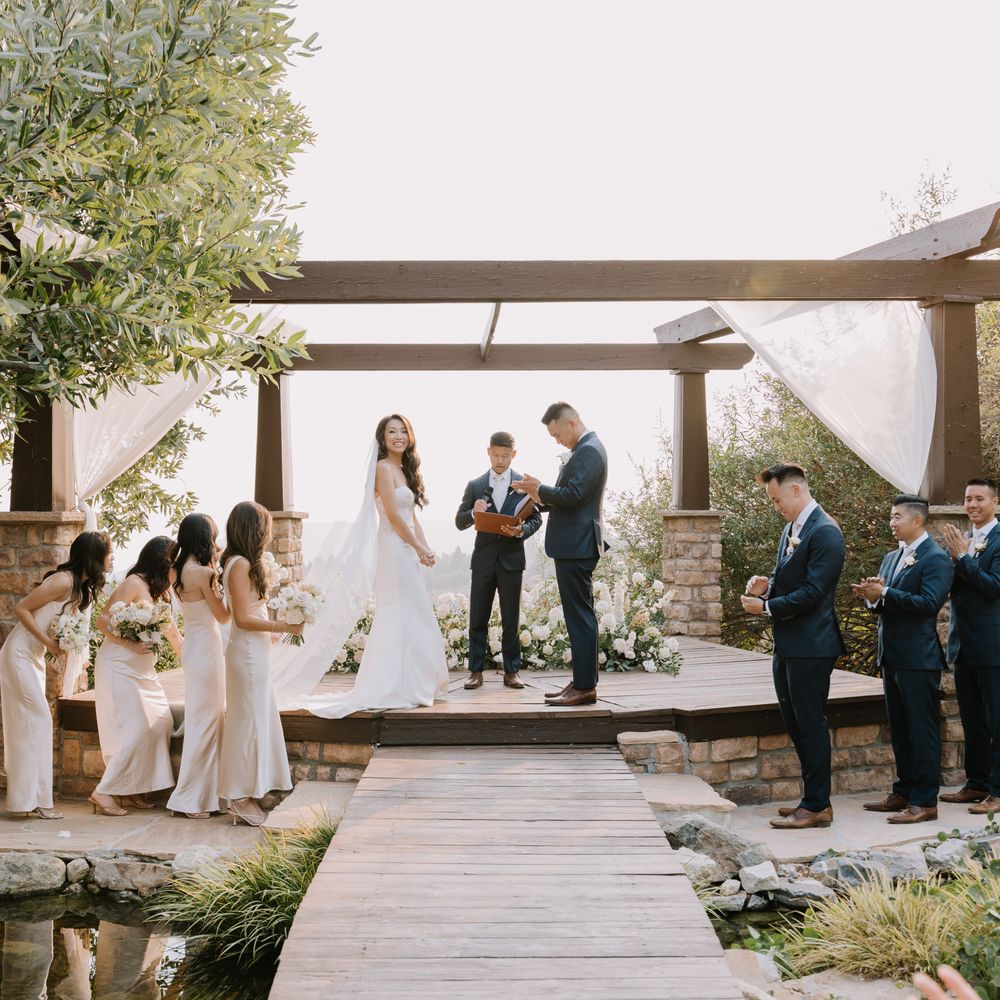 Arizona Bride Fall/Winter 2025 by Iron Diamond Media - Issuu, image size:1000x1000