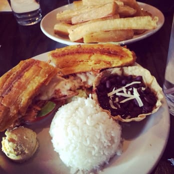Cafe con Leche - So good I forgot to get our yelp discount for checking in!!! You will not be disappointed! I had the chicken jibarito. - Mexican Near Me - Chicago, Illinois Cafe con Leche - So good I forgot to get our yelp discount for checking in!!! You will not be disappointed! I had the chicken jibarito. - Mexican Near Me - Chicago, Illinois