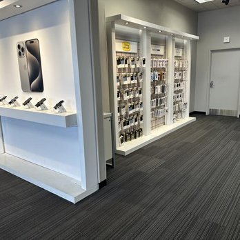 Verizon - Mobile Phones Near Me - Dallas, Texas Verizon - Mobile Phones Near Me - Dallas, Texas