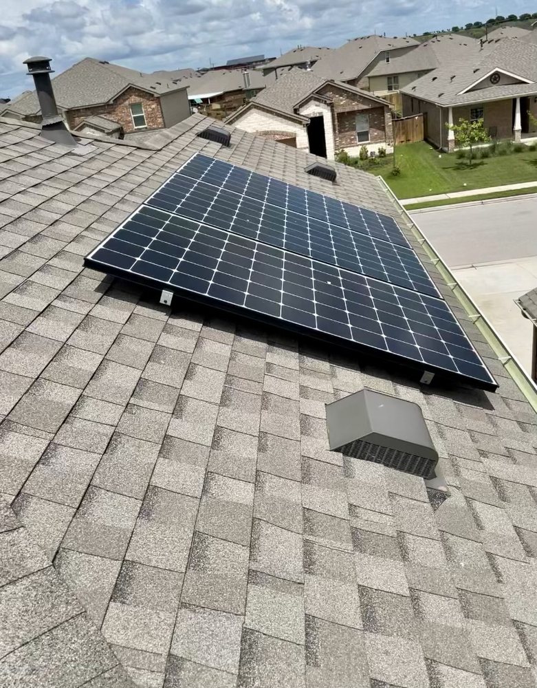 Slide of Riverside Roofing ATX