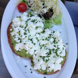 Wunderbar - Feta & Avocado Brot