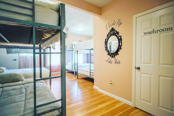 Wanderstay Houston Hostel by null