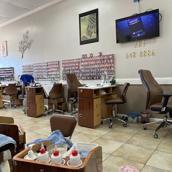 Lavish Nails 13 Photos 13 Reviews 1635 Broadway St Pearland Tx Services Yelp