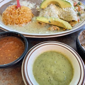 Lindo Michoacan - Enchiladas Suizas Estilo JB Creamy - Mexican Near Me - Henderson, Nevada Lindo Michoacan - Enchiladas Suizas Estilo JB Creamy - Mexican Near Me - Henderson, Nevada