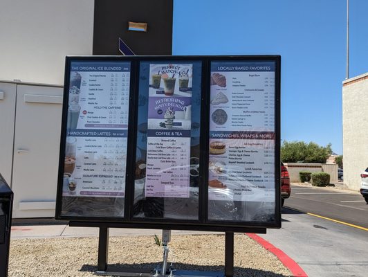 The Coffee Bean & Tea Leaf by null