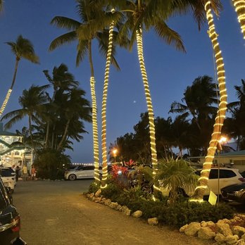 Lazy Days Restaurant - Parking lot at night - Seafood Near Me - Islamorada, Florida Lazy Days Restaurant - Parking lot at night - Seafood Near Me - Islamorada, Florida