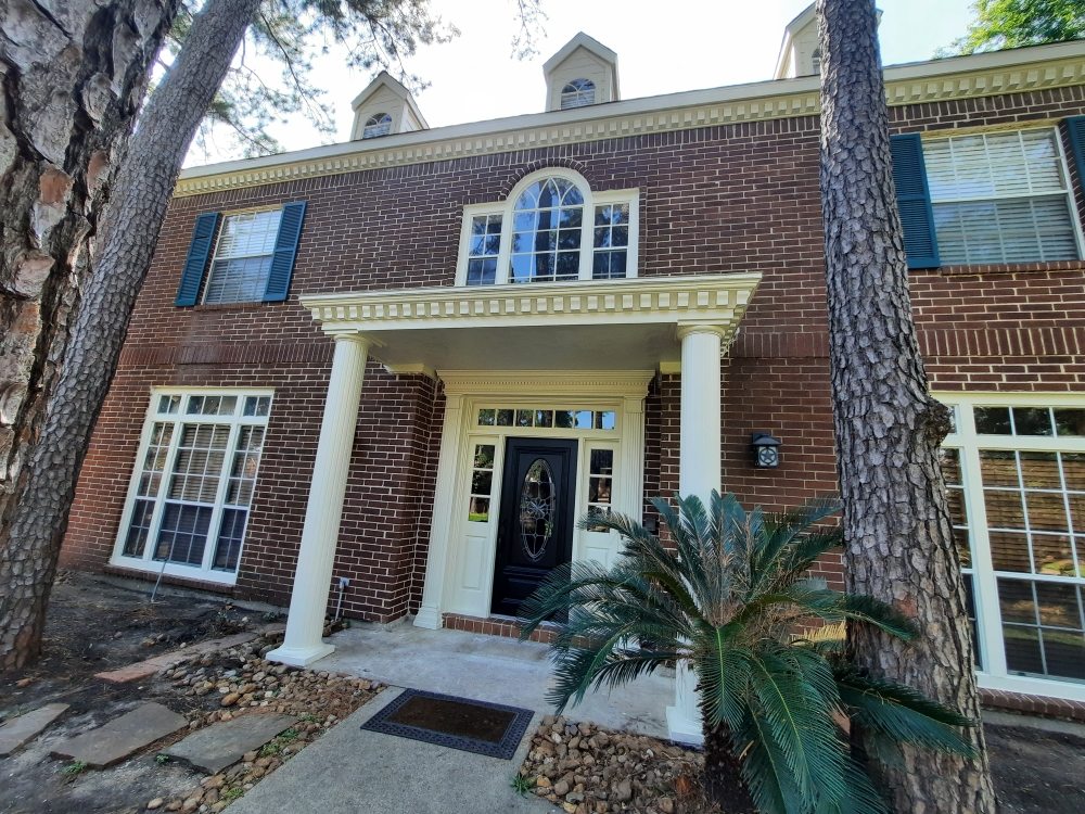 Slide of Hernandez Roofing & Siding