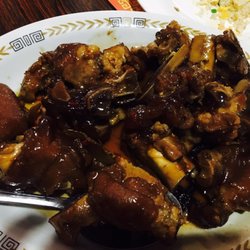 Iron Wok - Pig feet