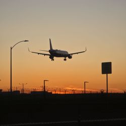 LAX Airplane Landing View Point