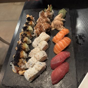 Muramoto Hilldale - Sushi Bars Near Me - Madison, Wisconsin Muramoto Hilldale - Sushi Bars Near Me - Madison, Wisconsin