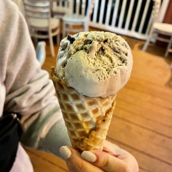 Koloa Mill Ice Cream & Coffee - Kona mud pie - Coffee & Tea Near Me - Koloa, Hawaii Koloa Mill Ice Cream & Coffee - Kona mud pie - Coffee & Tea Near Me - Koloa, Hawaii