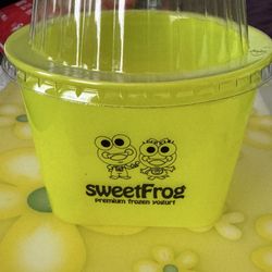 sweetFrog Premium Frozen Yogurt - This is my cute keepsake or I believe reusable cup. So cute