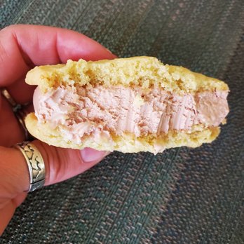 Burgerville - Unbelievably good Strawberry Lemonade Ice Cream Sandwich - Burgers Near Me - Portland, Oregon Burgerville - Unbelievably good Strawberry Lemonade Ice Cream Sandwich - Burgers Near Me - Portland, Oregon