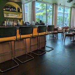 Bar and flexible table seating. Really comfortable seats.