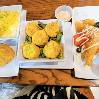 Gochas Breakfast Bar | Cascade - Wine Bars Near Me - Atlanta, Georgia