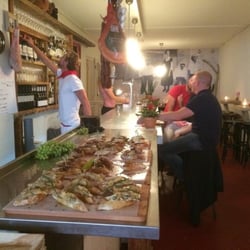 Cafe De Bayonne