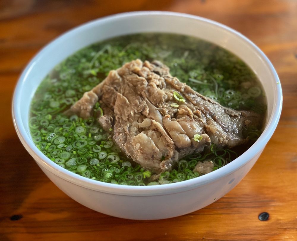 PHO HUONG LAN Updated July 2024 483 Photos & 194 Reviews 1216 E